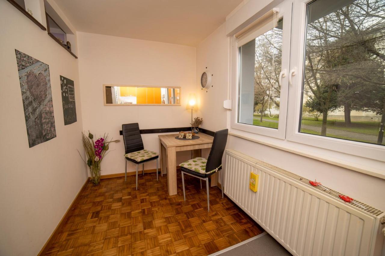 Studio Apartment Maestral Zagreb Exterior foto